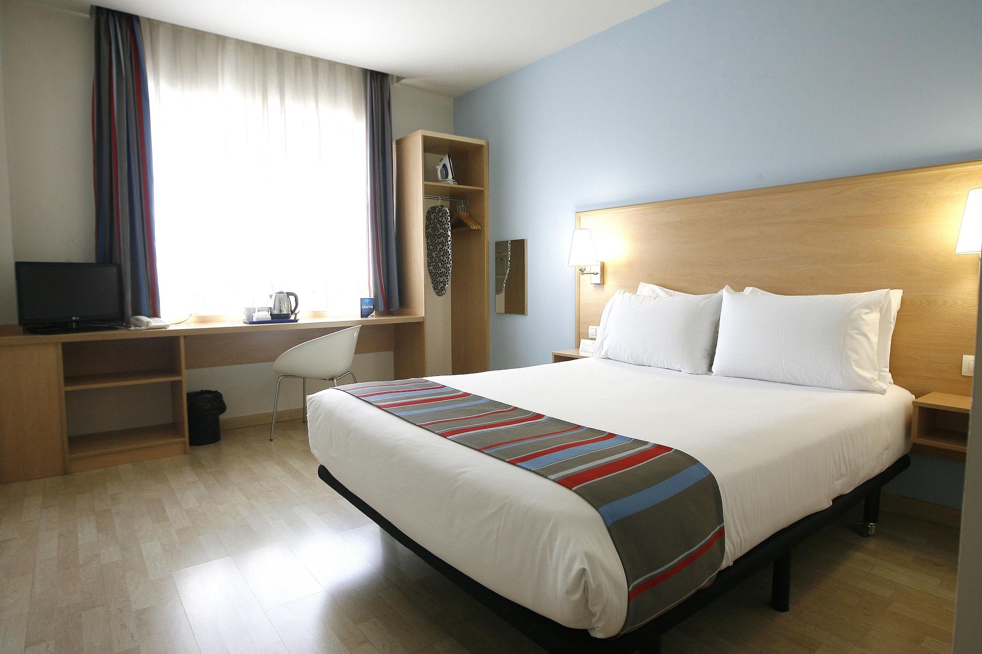 Travelodge Barcelona Fira L'Hospitalet de Llobregat Luaran gambar