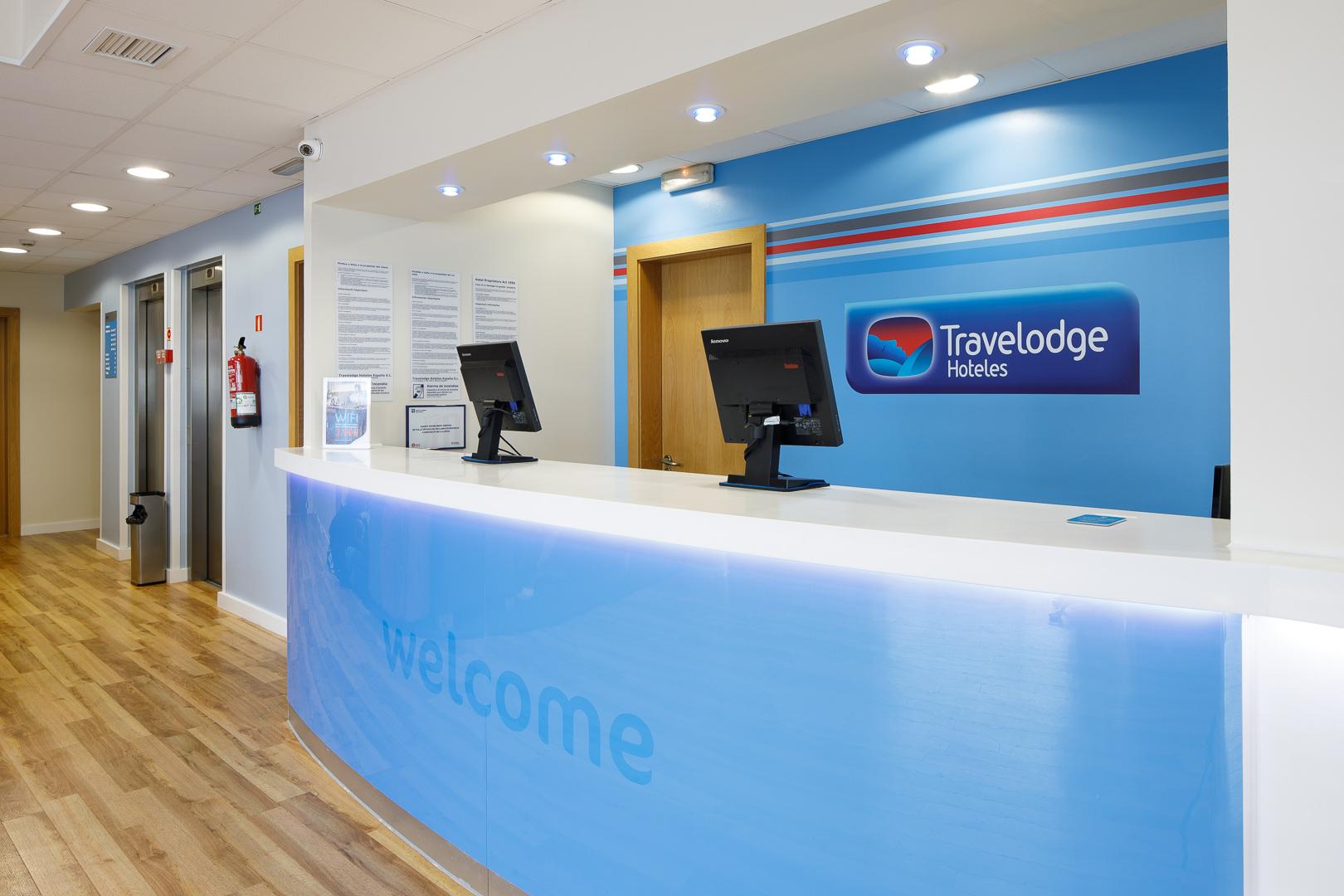 Travelodge Barcelona Fira L'Hospitalet de Llobregat Luaran gambar