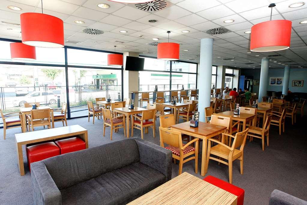 Travelodge Barcelona Fira L'Hospitalet de Llobregat Restoran gambar