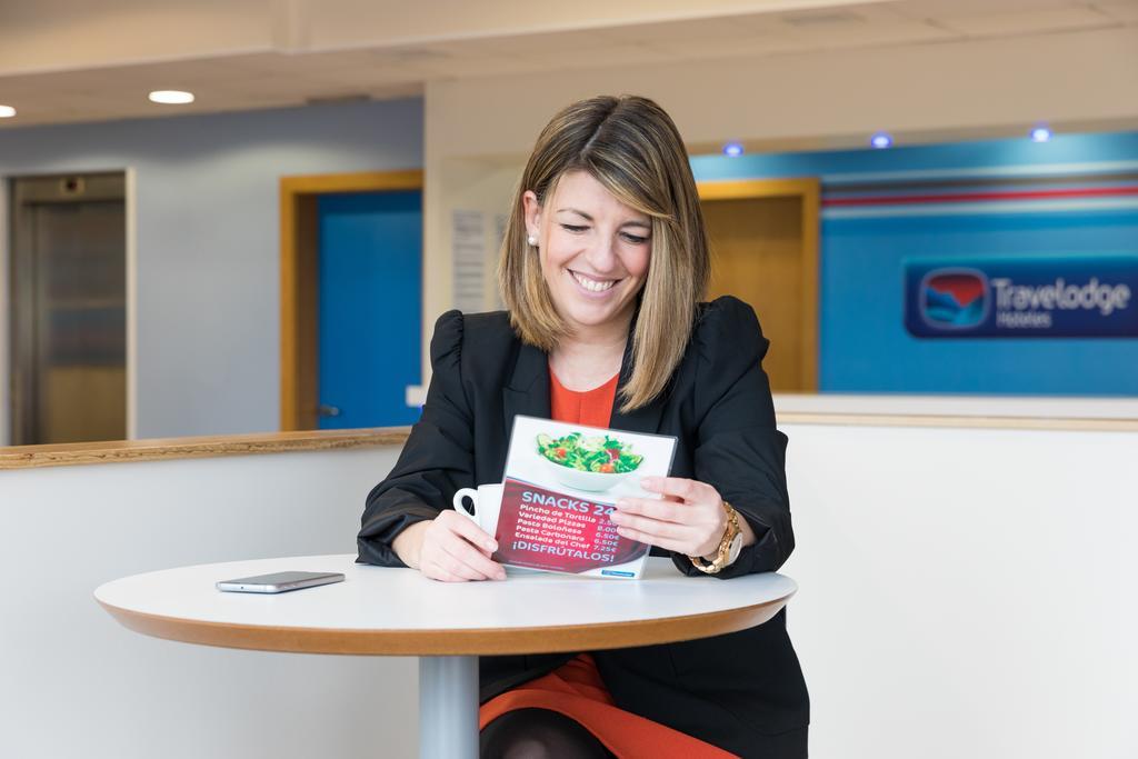 Travelodge Barcelona Fira L'Hospitalet de Llobregat Luaran gambar